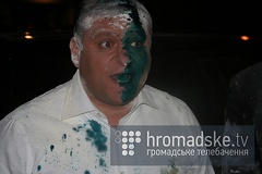 Der Kandidat für den Präsidenten der Ukraine Michail Dobkin wurde angegriffen